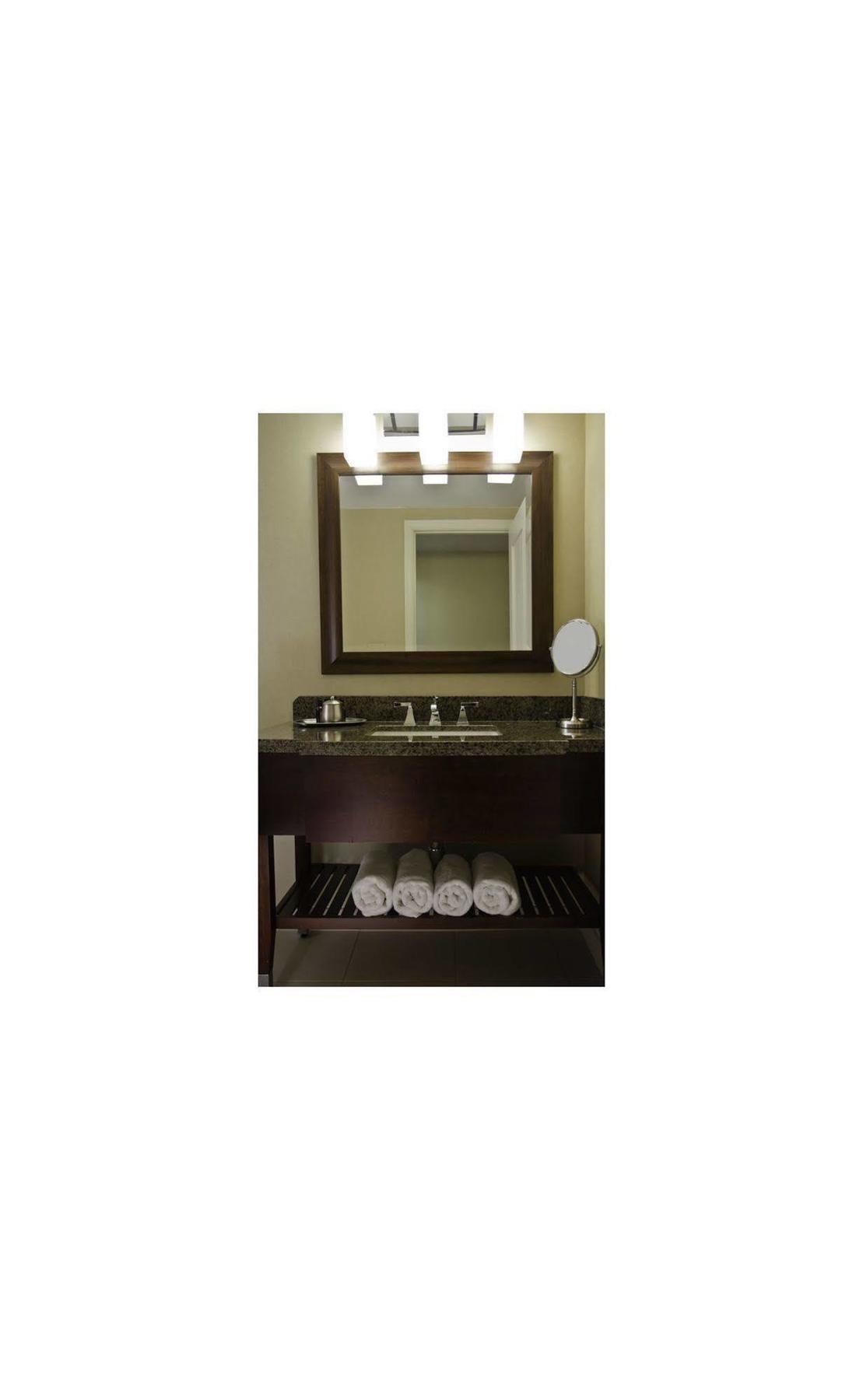 Towson University Marriott Conference Hotel Екстериор снимка